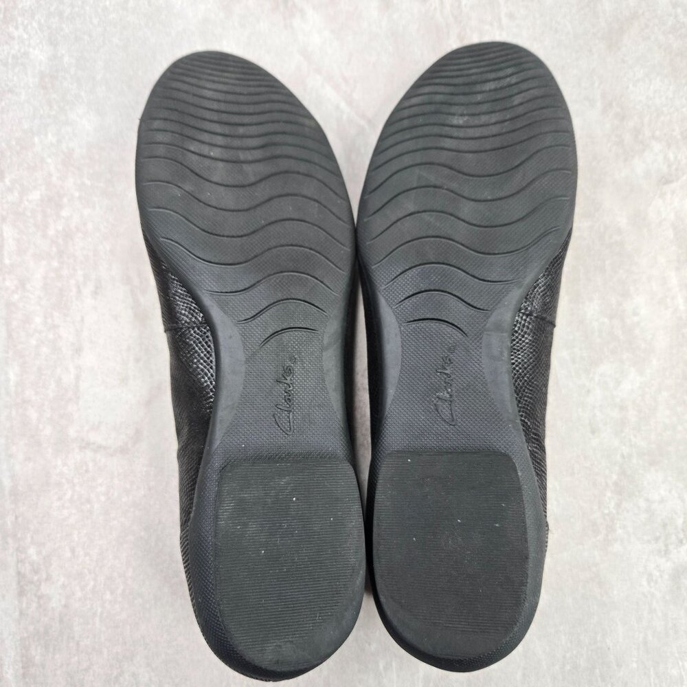 Clarks Ballet Flats Sz 10 Black Embossed Leather Comfort Dressy Ballerina Shoes - Picture 8 of 11